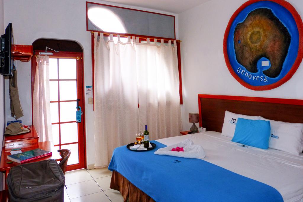 Hotel Coloma Galapagos Пуэрто-Айора Экстерьер фото