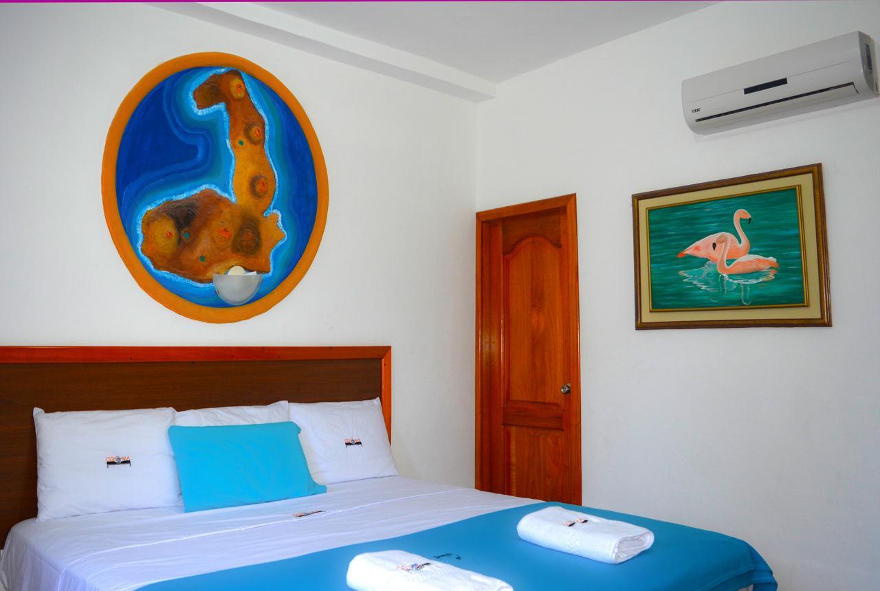 Hotel Coloma Galapagos Пуэрто-Айора Экстерьер фото