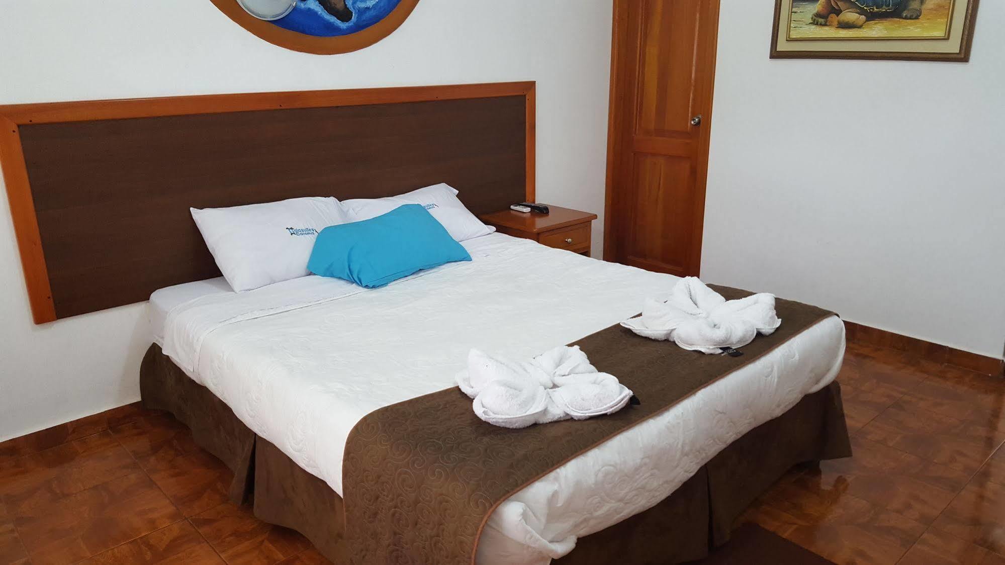 Hotel Coloma Galapagos Пуэрто-Айора Экстерьер фото