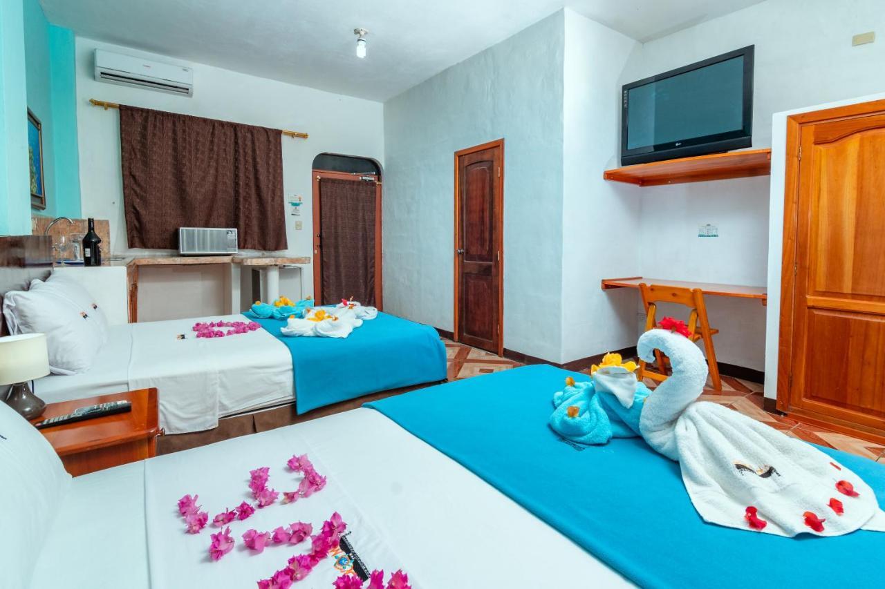 Hotel Coloma Galapagos Пуэрто-Айора Экстерьер фото