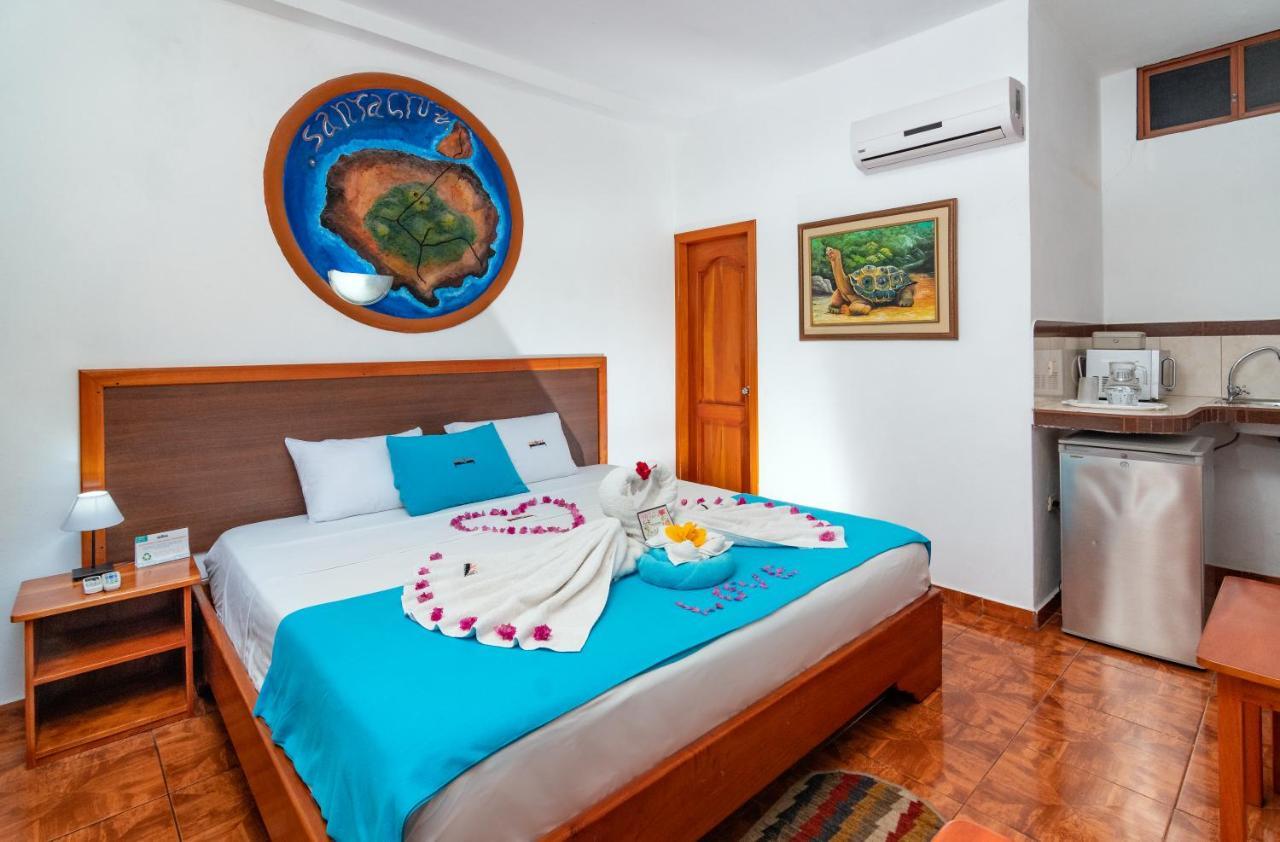 Hotel Coloma Galapagos Пуэрто-Айора Экстерьер фото