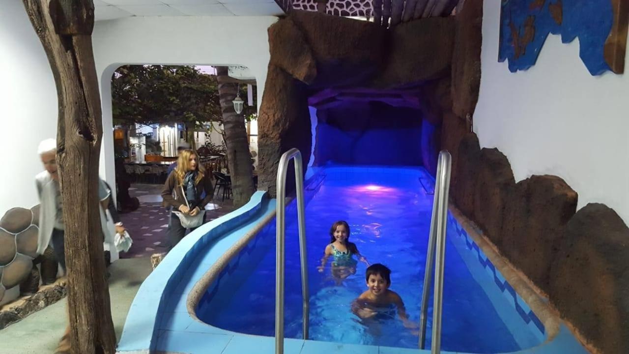 Hotel Coloma Galapagos Пуэрто-Айора Экстерьер фото